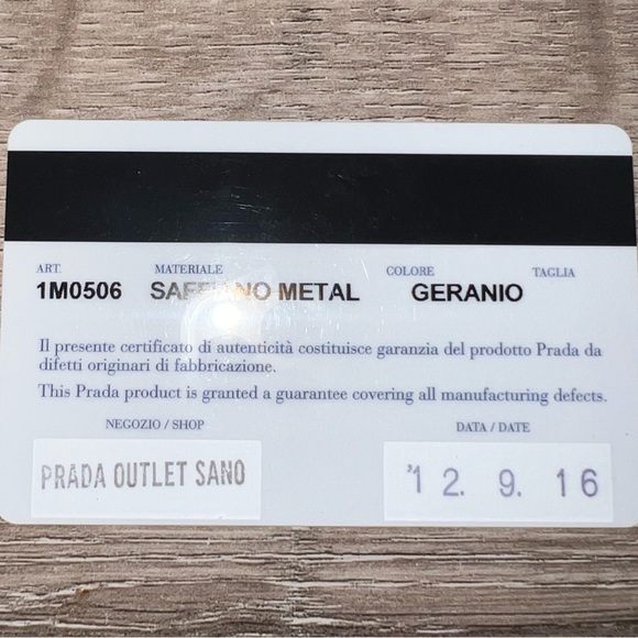 Prada Long Wallet Repainted Saffiano Leather - Picture 13 of 17